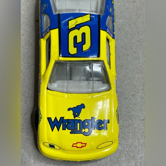 Dale Earnhardt Jr. #31 Wrangler Car Monte Carlo 1:64 Hasbro Race Car 1999 Vin - Picture 8 of 11